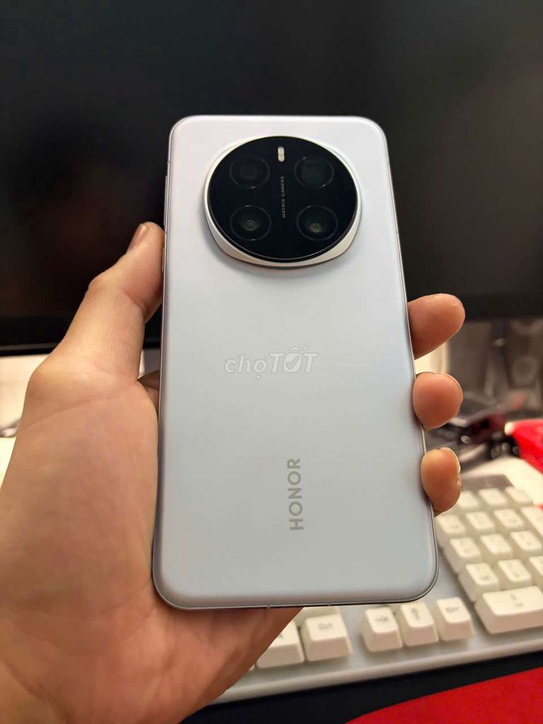 Honor Magic 7 Pro 1TB Trắng. Mua bán Điện thoại tại Thành phố Thủ Đức Tp Hồ Chí Minh được đăng bởi Doãn Đại Hiệp hình 1