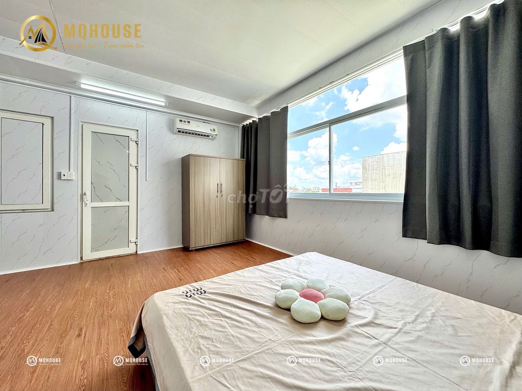 Phòng mới 40m2 tách bếp Full nội thất Thang Máy Cộng hòa ngay Etown