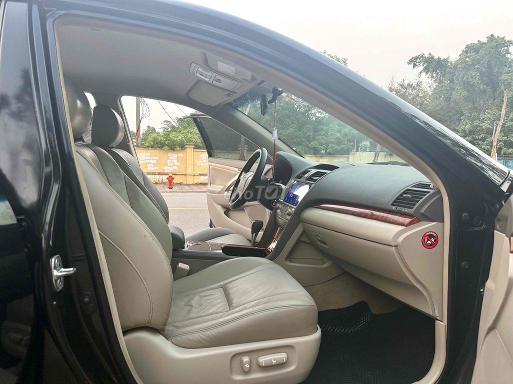 Toyota Camry 2.4G AT 2009. Mua bán Ô tô tại Quận Long Biên Hà Nội được đăng bởi Thế Anh hình 10