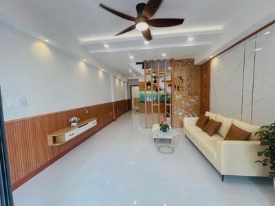 Nhà phố 53 m² · 4 PN · Đường Phan Văn Trị
