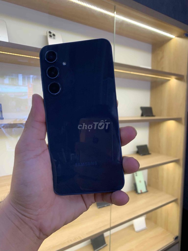 Samsung Galaxy A35 5G 8/256GB CÓ SHIP COD. Mua bán Điện thoại tại Quận Ninh Kiều Cần Thơ được đăng bởi shop một chín tám tám hình 1
