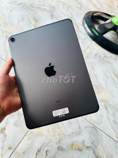 Ipad pro 2018 64gb  bản Sim cũ Zin 👉 9.9 triệu