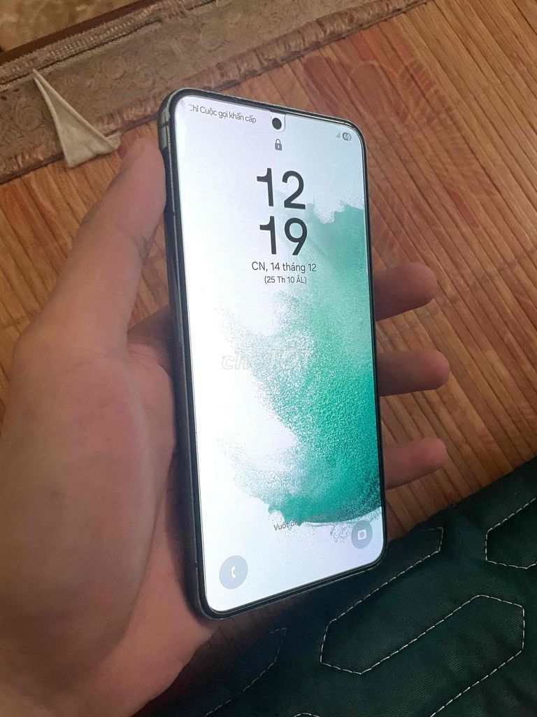 Samsung S22 8GB/128GB Đen. Mua bán Điện thoại tại Huyện Trấn Yên Yên Bái được đăng bởi Lại Thế Việt Anh hình 1