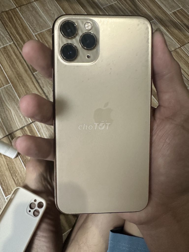 Apple iPhone 11 Pro 256GB Vàng Đã sử dụng. Mua bán Điện thoại tại Huyện Trảng Bom Đồng Nai được đăng bởi Khanh Tran hình 1