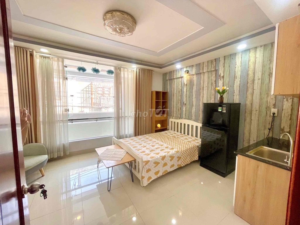 🧧Studio 40m2 cửa sổ thoáng, lớn ngay Phố Phan Xích Long, Phú Nhuận.