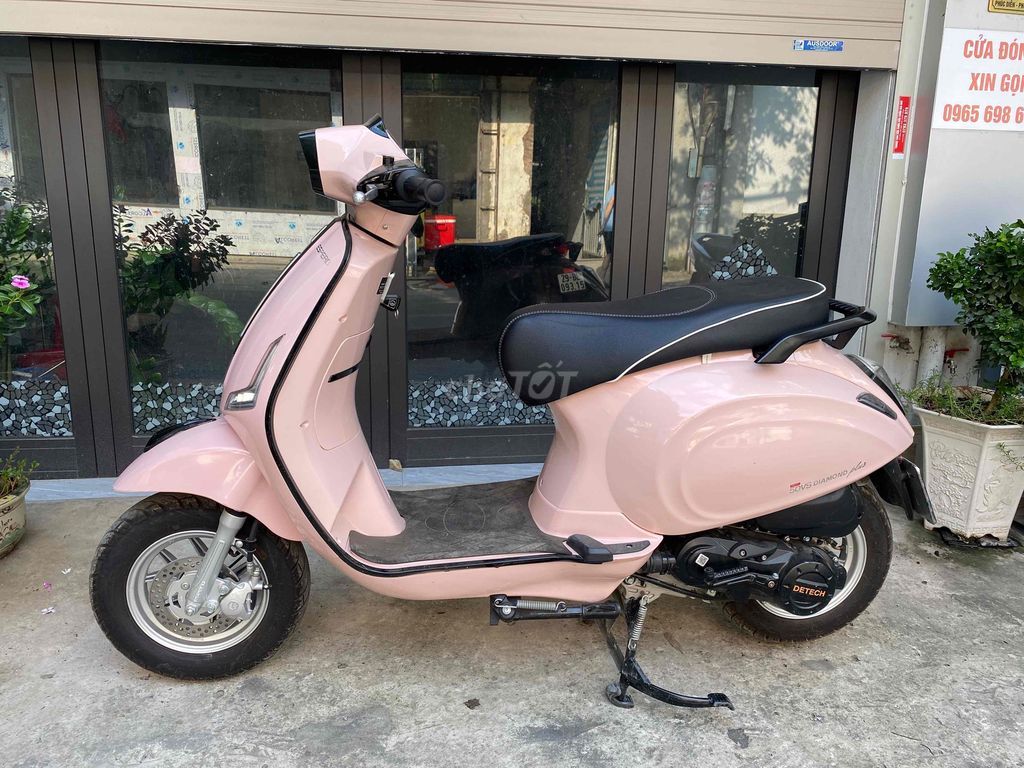 Vespa 50cc 2026 Розовый, пробег 1000 км
