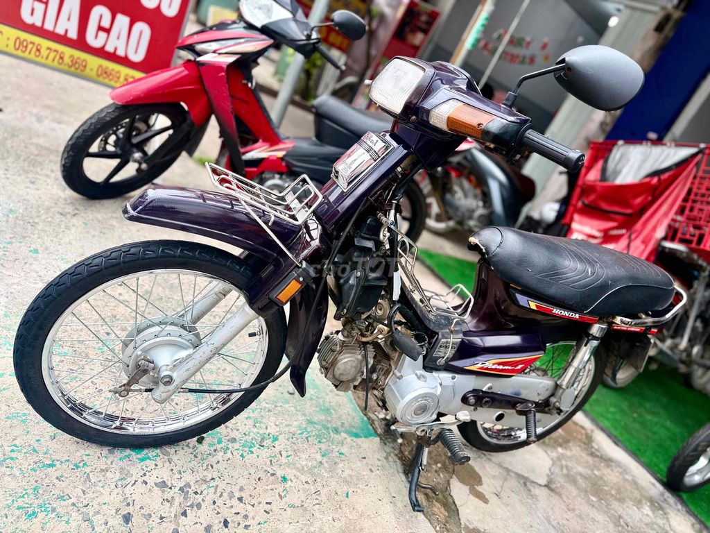 Honda Super Dream 2001 Thái Tím. Mua bán Xe máy tại Huyện Bình Chánh Tp Hồ Chí Minh được đăng bởi CH HƠN PHÁT CHUYÊN MUA BÁN XE CŨ MỚI hình 1