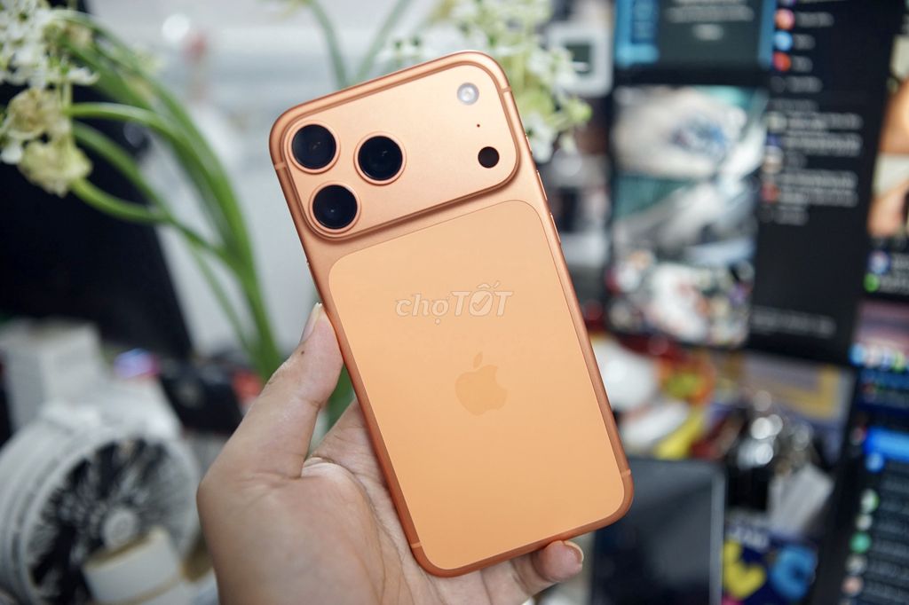 iPhone 17 Pro Max 256GB Orange - q.tế sim v.lý CBH. Mua bán Điện thoại tại Quận 5 Tp Hồ Chí Minh được đăng bởi Lê Trọng Tấn hình 1