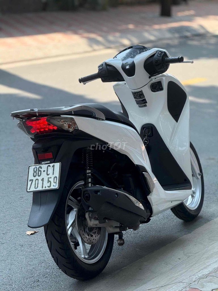 SH 150i 2017 ( HÀNG BỎ MẪU LƯỚT ). Mua bán Xe máy tại Thành phố Thủ Đức Tp Hồ Chí Minh được đăng bởi Vũ Vũ hình 5