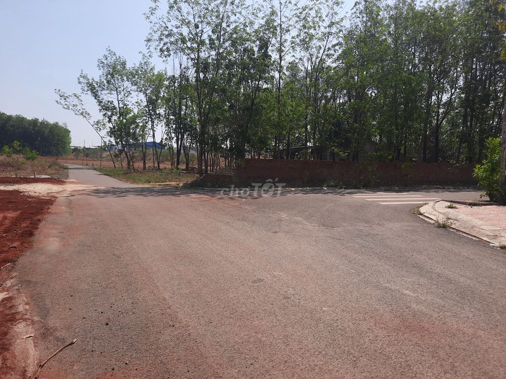 CHÍNH CHỦ BÁN GẤP LÔ ĐẤT THỔ CƯ MẶT TIỀN NHỰA SÁT RANH KDC THÁI THÀNH