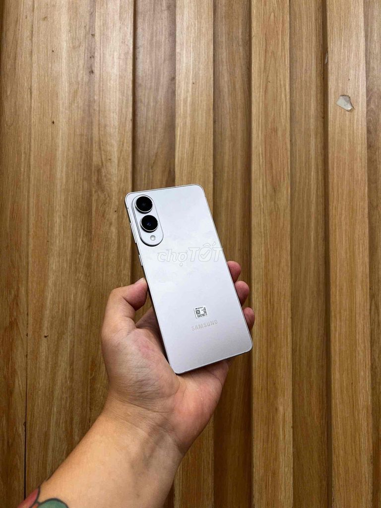 Samsung S25 EDG 12GB/512GB Bạc Mỹ Like New. Mua bán Điện thoại tại Quận Đống Đa Hà Nội được đăng bởi HaNoiMobile HT  hình 1