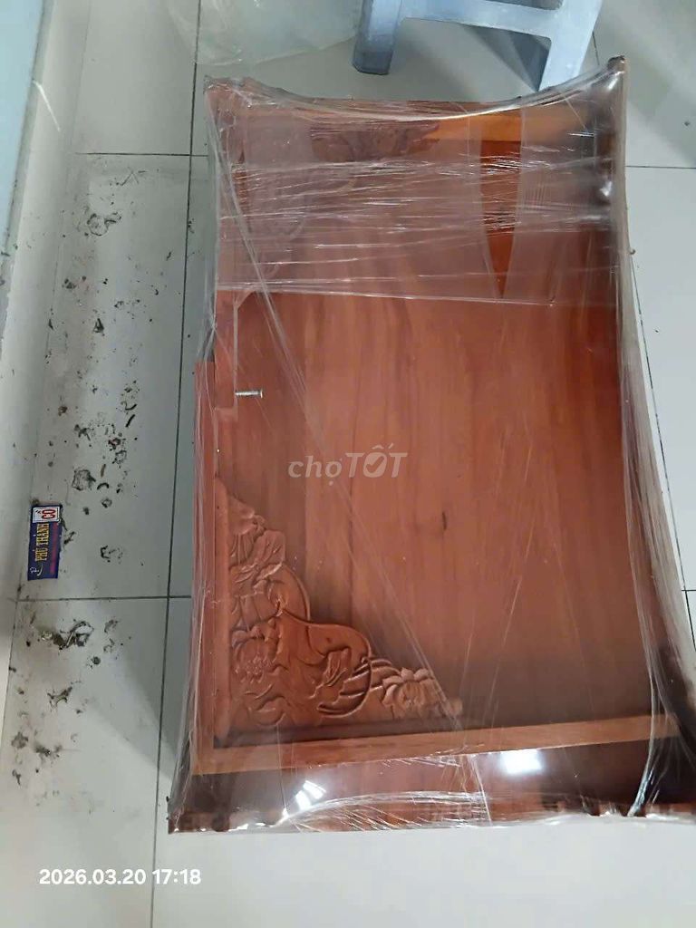 Bàn thờ treo tường Gỗ Nâu Mới. Mua bán Nội thất, đồ gia dụng khác tại Thành phố Thủ Đức Tp Hồ Chí Minh được đăng bởi  trung dung hình 1