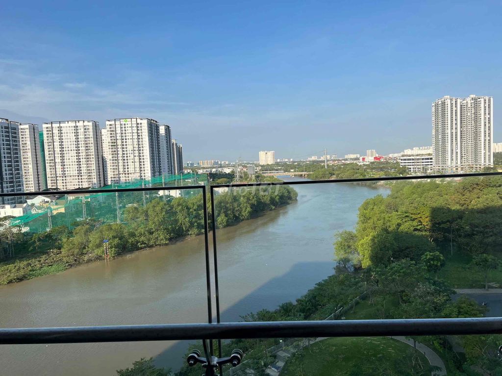 Căn hộ cao cấp view sông Riverpark Premier giá 14 tỷ