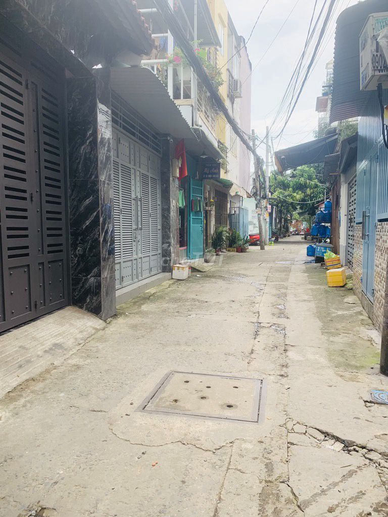 Bán nhà đẹp 3 tầng - kế Him Lam - quận 7 - 57m2 -5,25 tỷ -Ô tô tới cửa