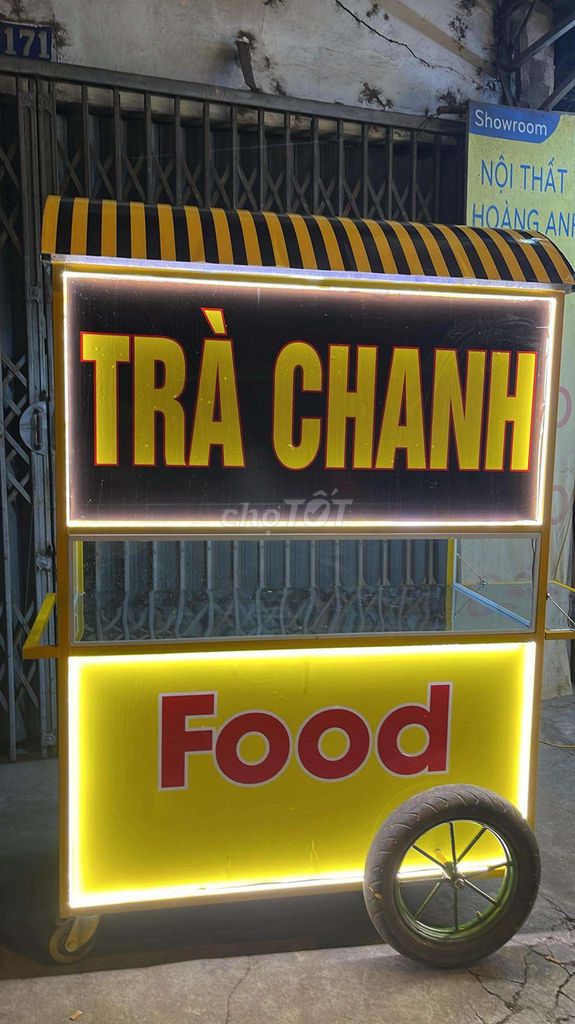 Xe đẩy bán hàng. Mua bán Nội thất, đồ gia dụng khác tại Quận Long Biên Hà Nội được đăng bởi Hưng hình 1