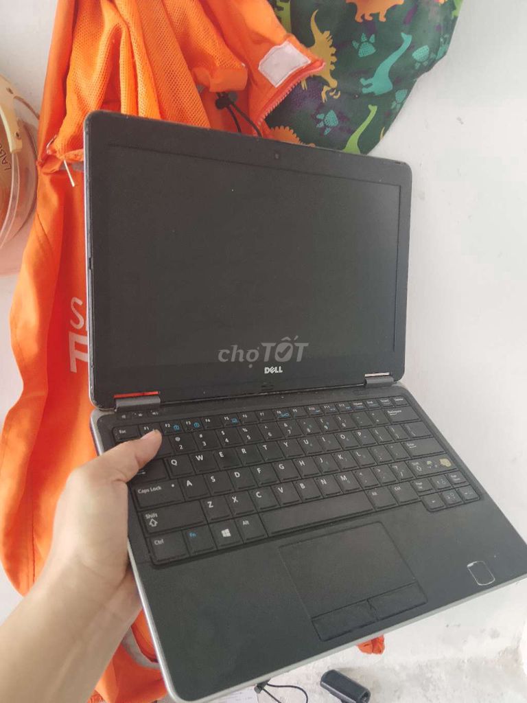 Dell 7240 i5 8GB/128GB Bạc. Mua bán Laptop tại Quận Hải Châu Đà Nẵng được đăng bởi Bán máy dạo hình 1