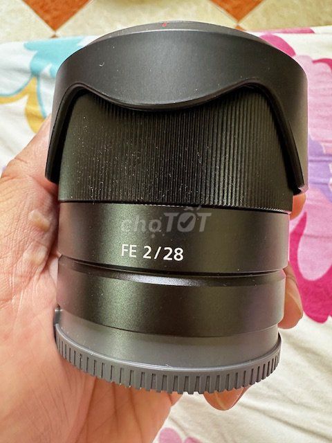 Ống kính Sony FE F2 28