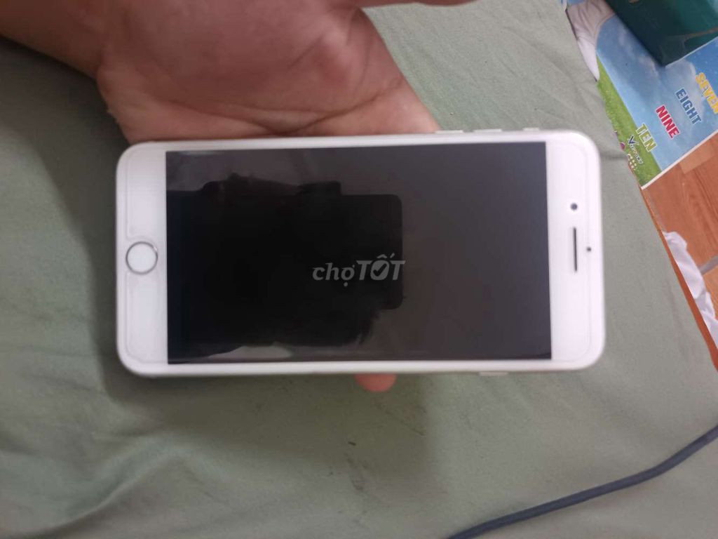 iPhone 8 Plus 64GB Trắng Đã thay pin. Mua bán Điện thoại tại Quận Bắc Từ Liêm Hà Nội được đăng bởi Nguyễn Sơn hình 1