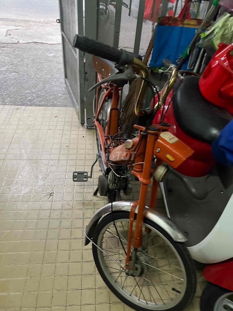 lampetta cổ nữ 1946. Mua bán Xe máy tại Quận Tân Phú Tp Hồ Chí Minh được đăng bởi Xemaytnt chấm com hình 3