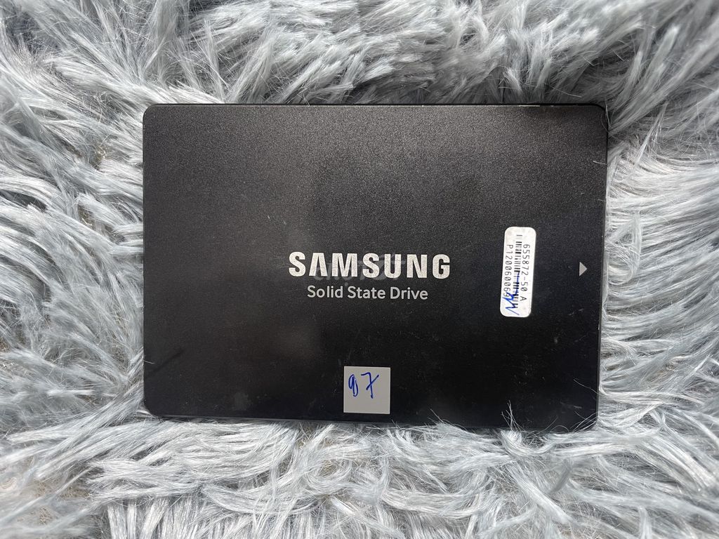 Ổ cứng SSD SAMSUNG 500G 860 EVO SATA BH 1 Tháng