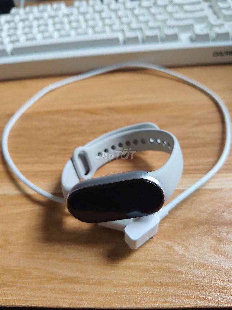 Xiaomi Smart Band 10 bạc. Mua bán Thiết bị đeo thông minh tại Quận Hà Đông Hà Nội được đăng bởi Đào Bảo hình 1