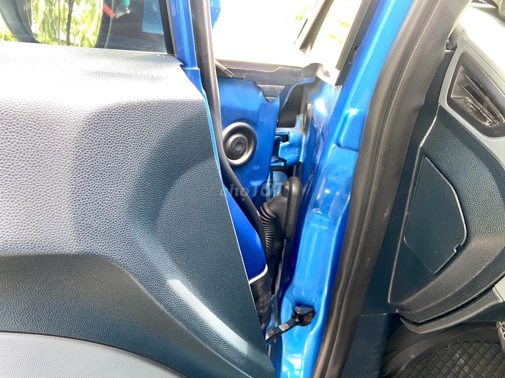 Ford Fiesta 2011 xe chính chủ bán. Mua bán Ô tô tại Thành phố Thủ Đức Tp Hồ Chí Minh được đăng bởi Nguyễn Thanh Tuyền hình 7