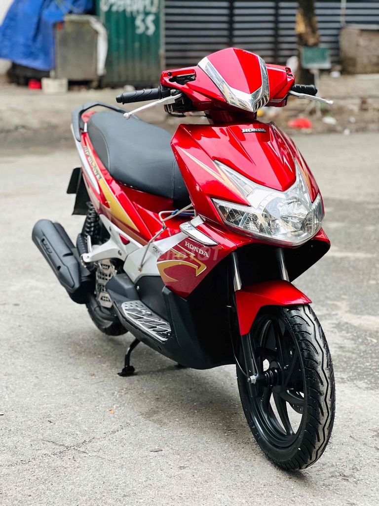 Honda Airblade 2011 110cc Đỏ 14000km. Mua bán Xe máy tại Quận Cầu Giấy Hà Nội được đăng bởi Xe Máy Đoàn Văn Cam Kết Đúng Ảnh Đúng Biển Đúng Giá Trị hình 4