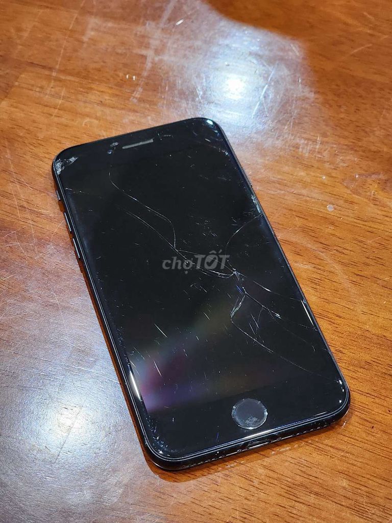 Apple iPhone SE 2 64GB Đen Xấu. Mua bán Điện thoại tại Quận 3 Tp Hồ Chí Minh được đăng bởi Nguyễn Thành Đông hình 1