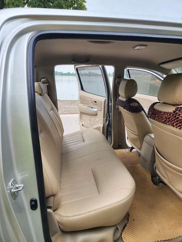 Toyota Hilux sx2011 máy dầu ,xe zin đét .. Mua bán Ô tô tại Huyện Sóc Sơn Hà Nội được đăng bởi Thế Auto  hình 7