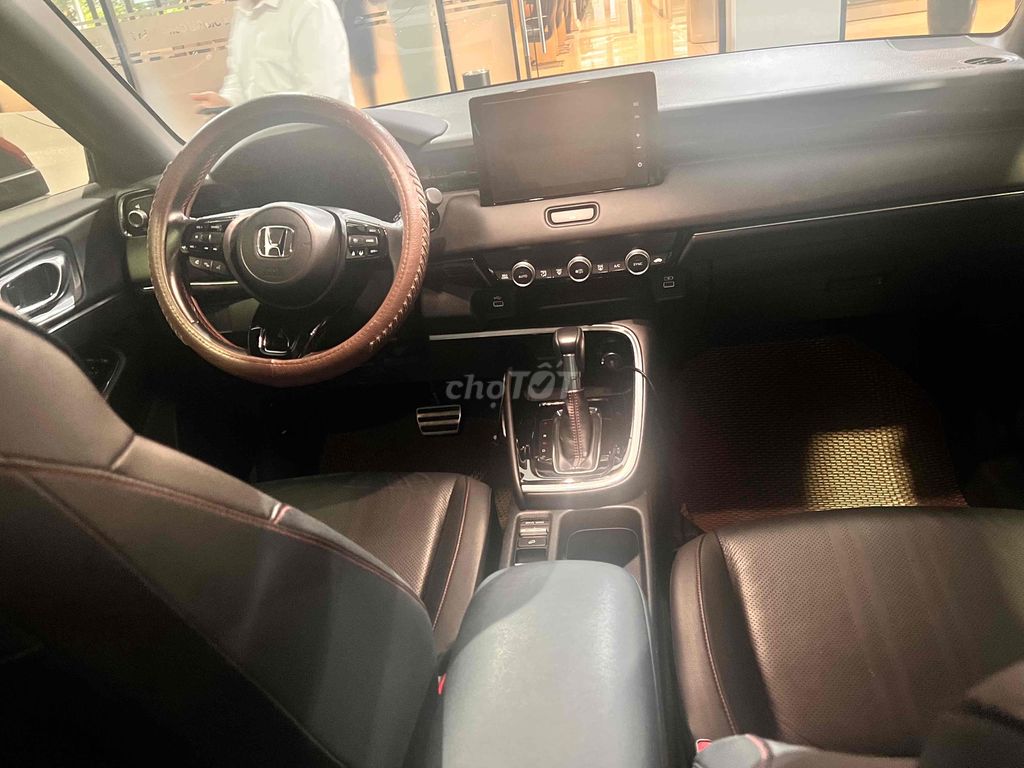 Honda HR-V 2022 - 29000 km Xe đẹp giá tốt. Mua bán Ô tô tại Quận 7 Tp Hồ Chí Minh được đăng bởi Đại lý Ô tô Honda Quận 7 hình 3