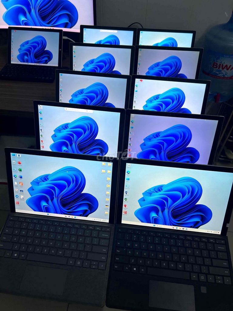 Surface Pro4 M3 4/128 màn hình  2k full cảm ứng