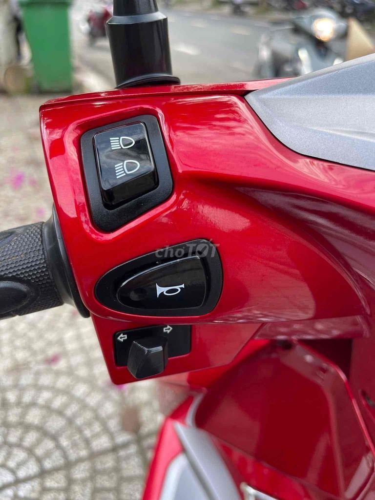 Honda Air Blade 125 Đỏ 16000 km. Mua bán Xe máy tại Huyện Đơn Dương Lâm Đồng được đăng bởi xe máy cũ Miền Nam Anh Duy hình 10