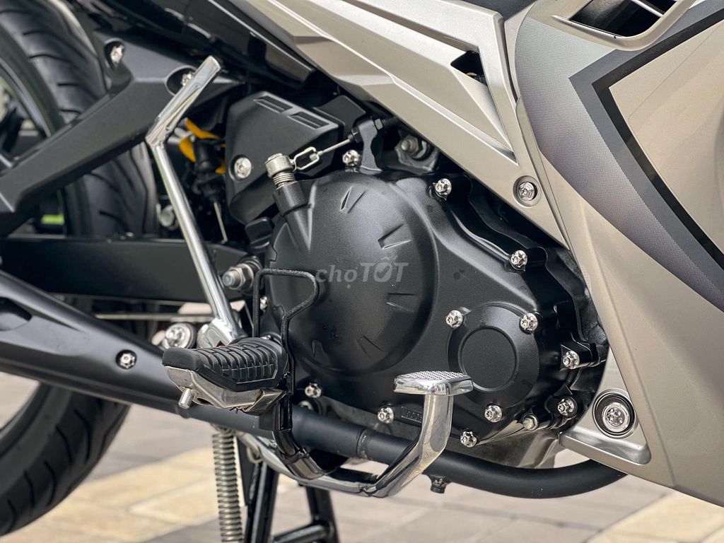 Exciter 2010 5p71 fullnew bs đẹp chính chủ. Mua bán Xe máy tại Quận 4 Tp Hồ Chí Minh được đăng bởi Hoàng hình 6