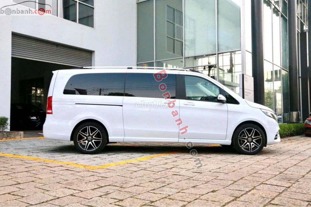Mercedes Benz V250 AMG 2024 - 3 Tỷ 299 Triệu. Mua bán Ô tô tại Quận Hà Đông Hà Nội được đăng bởi Nguyễn Văn Chung hình 4