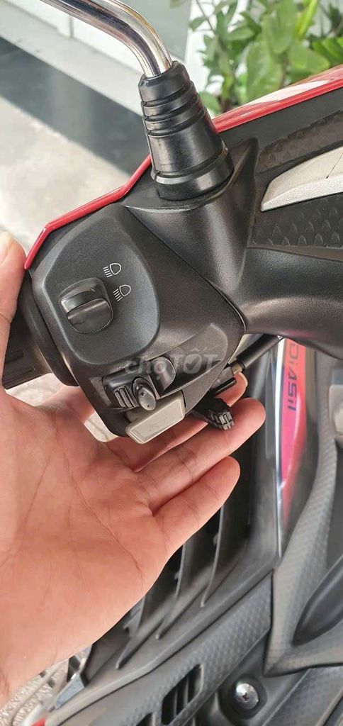 Yamaha Exciter 1S9A 2016 Đỏ 28000 km. Mua bán Xe máy tại Quận 8 Tp Hồ Chí Minh được đăng bởi Hoàng Kha hình 4