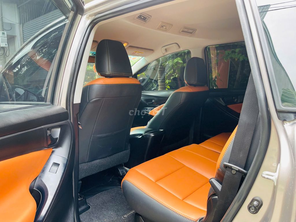 Tôi cần bán chiếc xe ô tô Toyota Innova 2.0E 2020. Mua bán Ô tô tại Quận Cầu Giấy Hà Nội được đăng bởi Bác Sơn hình 5