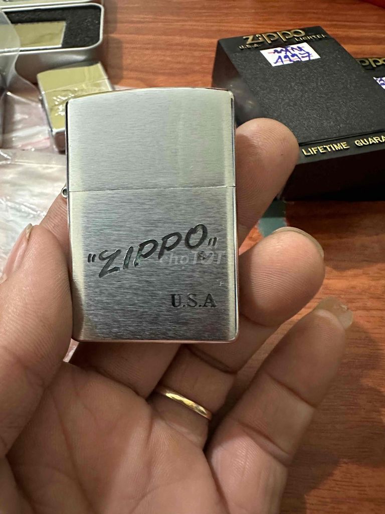 zippo chuẩn rẻ