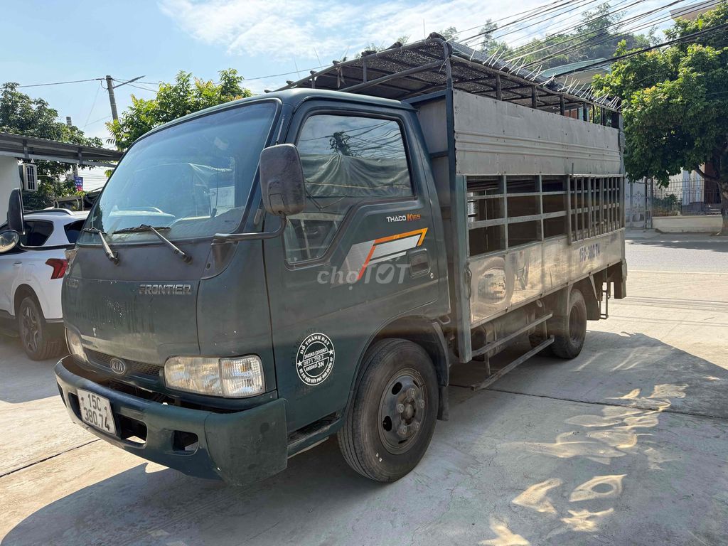 Kia K165 đời 2017 chở lợn có nâng hạ hàng xe đẹp. Mua bán Xe tải, xe ben tại Huyện An Lão Hải Phòng được đăng bởi Nguyễn Công Thành hình 2