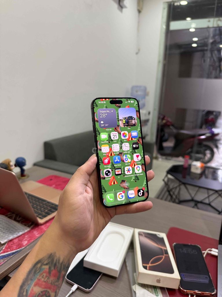 iPhone 15 Pro Max QTE 256GB Like New Pin Zin 100%. Mua bán Điện thoại tại Quận Đống Đa Hà Nội được đăng bởi Hà Nội Mobile Bao Duyệt Nợ Xấu hình 1