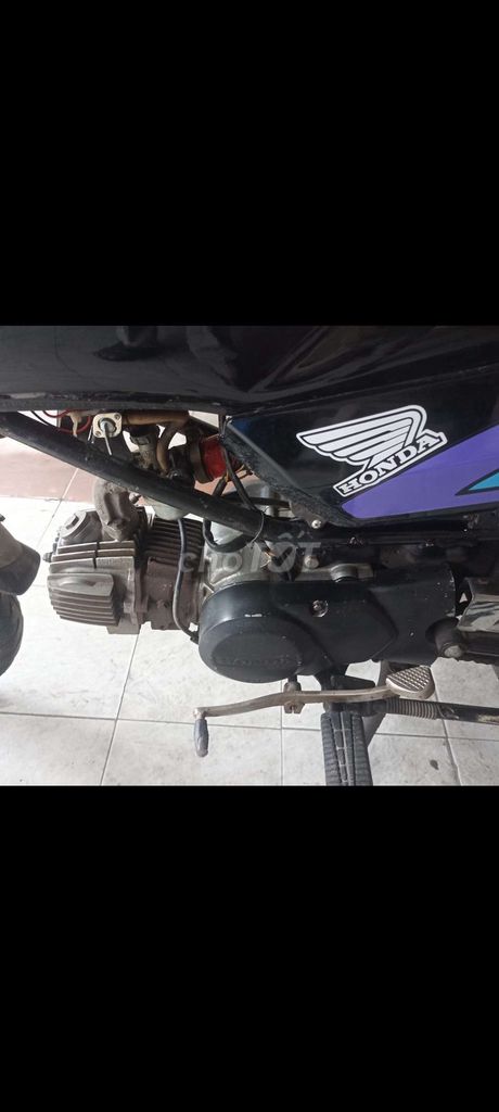 Honda win 100 nhật zin nguyên chiếc còn tin còn xe. Mua bán Xe máy tại Quận 10 Tp Hồ Chí Minh được đăng bởi văn phúc  hình 4