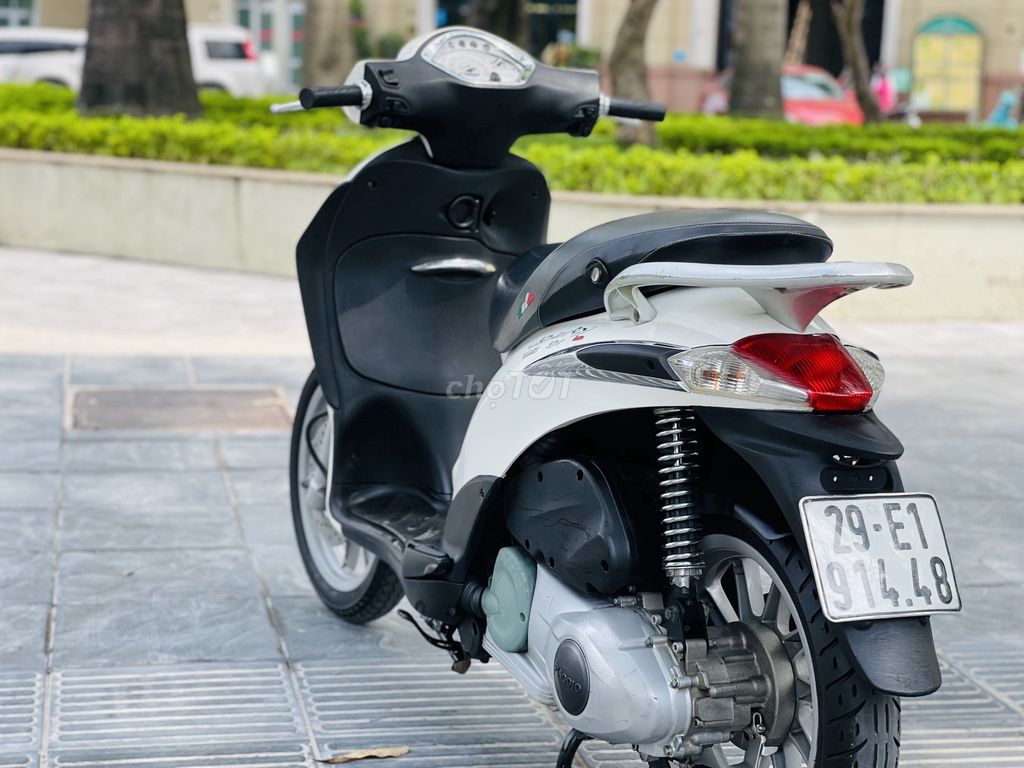 PIAGGIO LIBERTY 3VIE TRẮNG BIỂN 29 ĐK 215. Mua bán Xe máy tại Quận Nam Từ Liêm Hà Nội được đăng bởi Nam Anh hình 4