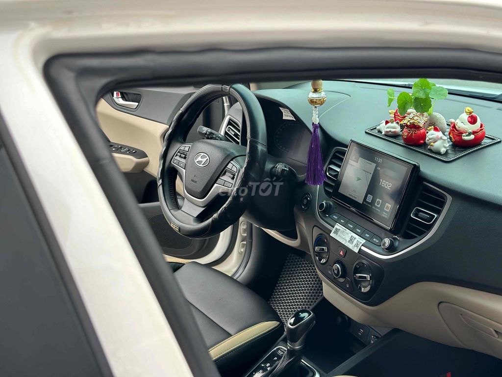 Hyundai Accent 2021 Số tự động 51.000 km Trắng. Mua bán Ô tô tại Thành phố Huế Thừa Thiên Huế được đăng bởi Nguyên Duy Nam hình 11