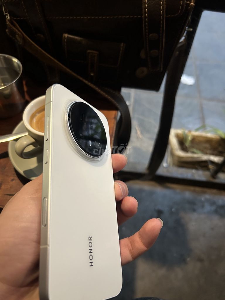 Honor Magic 8 512GB Trắng Đã sử dụng. Mua bán Điện thoại tại Quận Thanh Xuân Hà Nội được đăng bởi Duy Trần hình 1