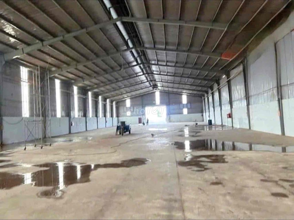 MẶT TIỀN KHO XƯỞNG ( 400m2 ) CÓ BẢO VỆ - Q12