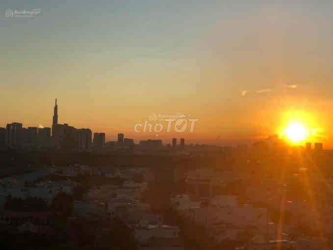 Bán căn góc 2 view căn hộ 2PN 2WC, 69m2, view landmark 81 và global ci