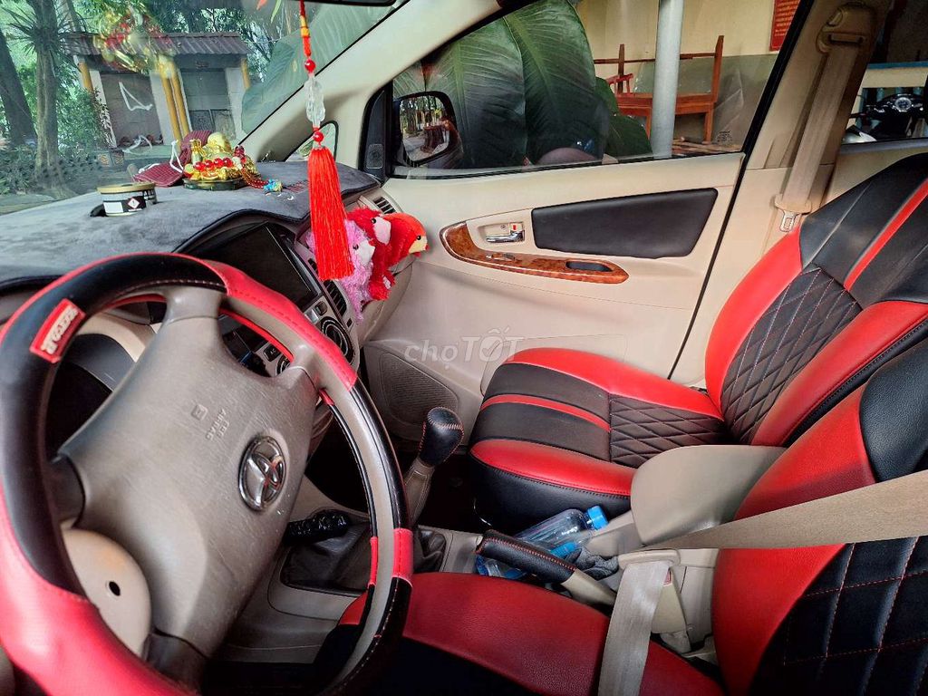 Toyota Innova 2007 số sàn màu bạc. Mua bán Ô tô tại Thành phố Thuận An Bình Dương được đăng bởi hoang huynh hình 4