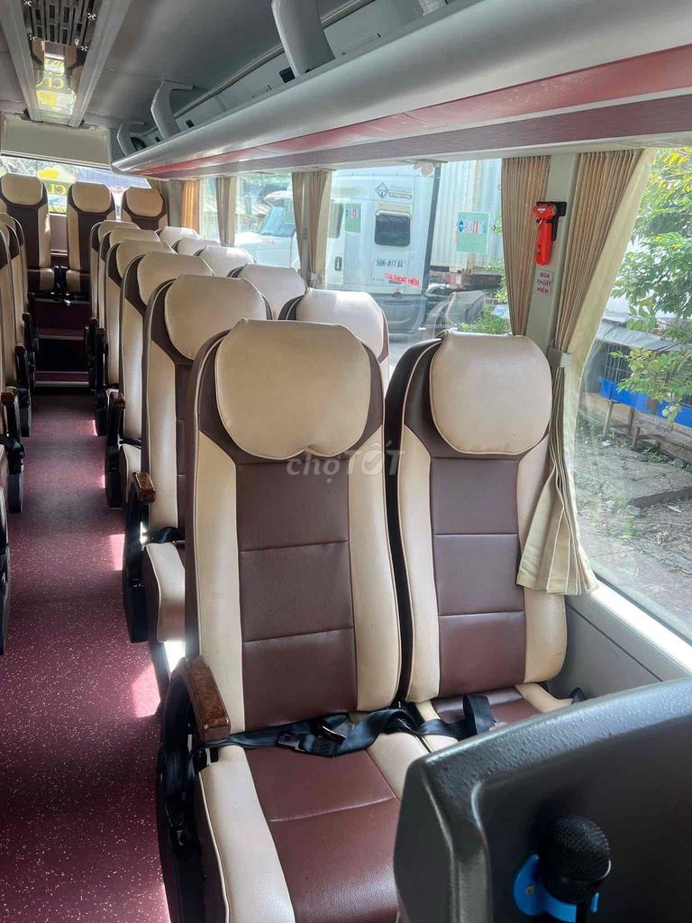 Evergreen Sky Cloud 29 chỗ Trắng Mới. Mua bán Phương tiện khác tại Quận Bình Tân Tp Hồ Chí Minh được đăng bởi tài hình 10