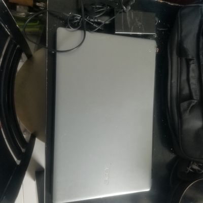 Laptop Acer E5-511 4 core 450k