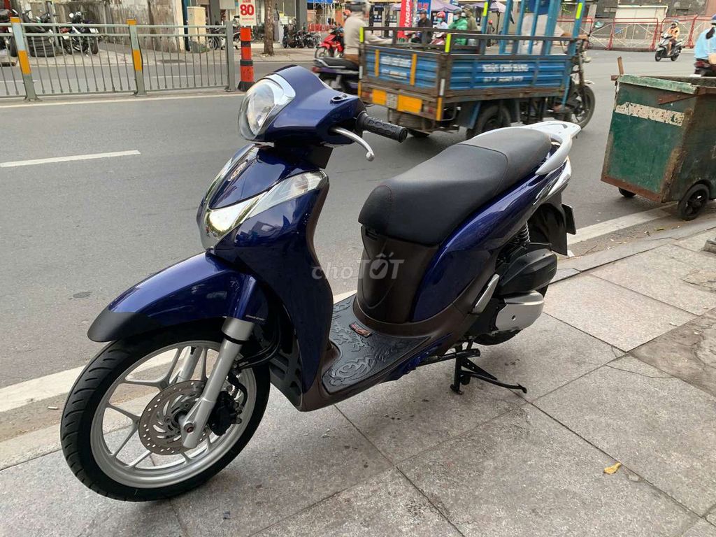 Honda SH mode 2015 mới 90% bstp chính chủ. Mua bán Xe máy tại Quận Tân Phú Tp Hồ Chí Minh được đăng bởi Tuanduy hình 1