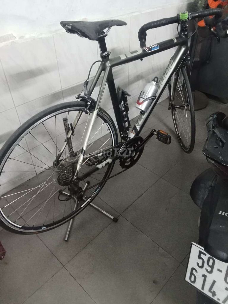 Con đi du học bán xe. Mua bán Xe đạp tại Quận 10 Tp Hồ Chí Minh được đăng bởi Trung Kiên hình 2